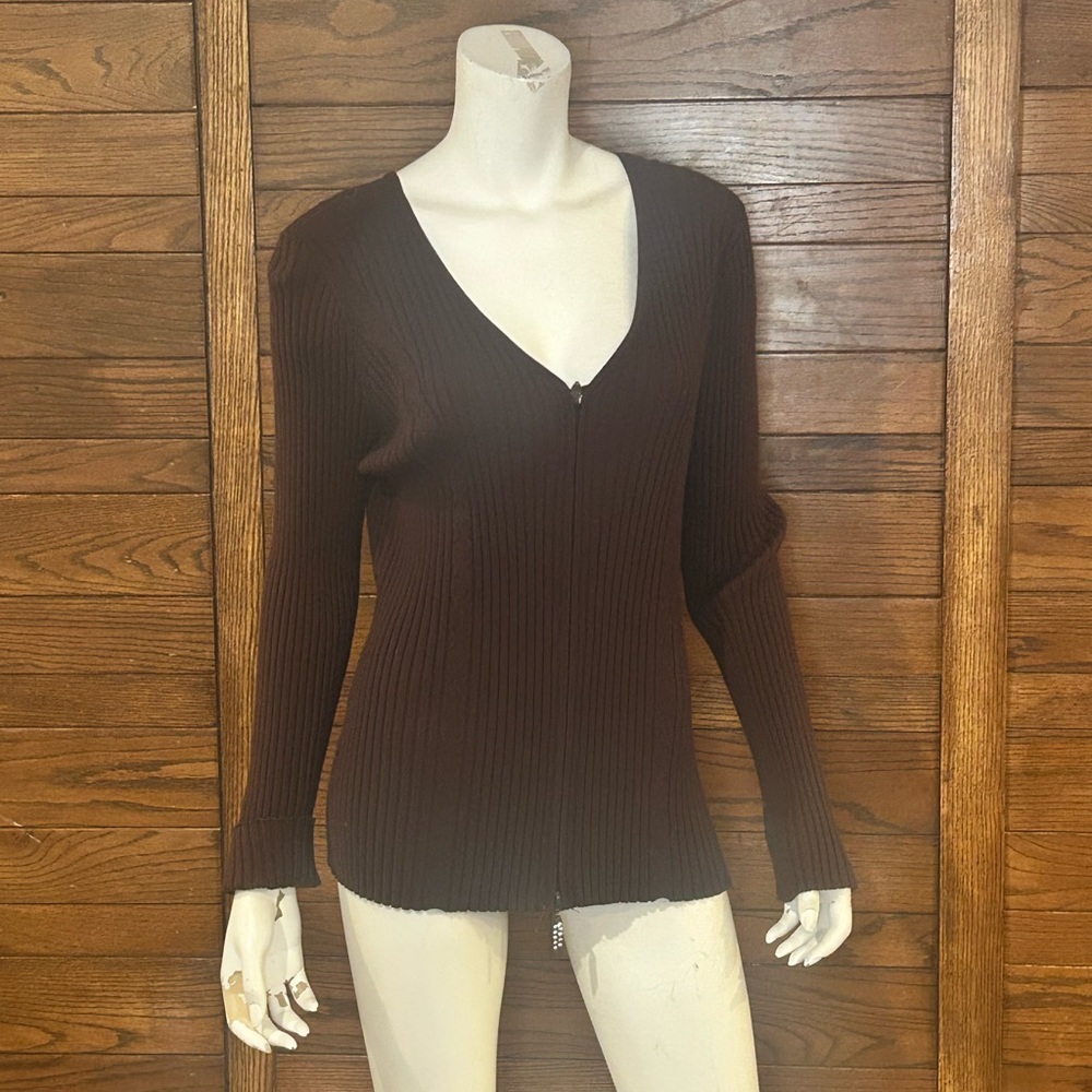 Belldini. Medium. Ribbed. Stretch. Women's V-Neck Brown Sweater